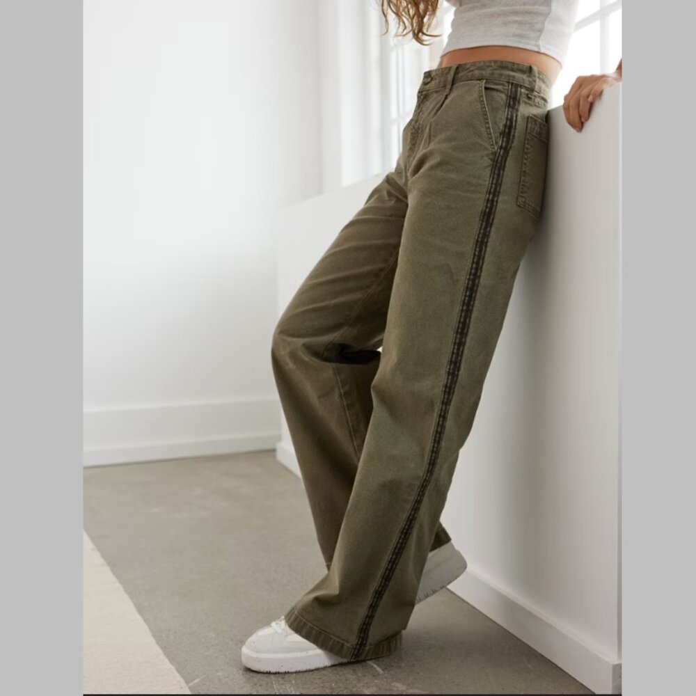 AE x The Ziegler Sisters Stretch High-Waisted Baggy Wide-Leg Pant Size 4